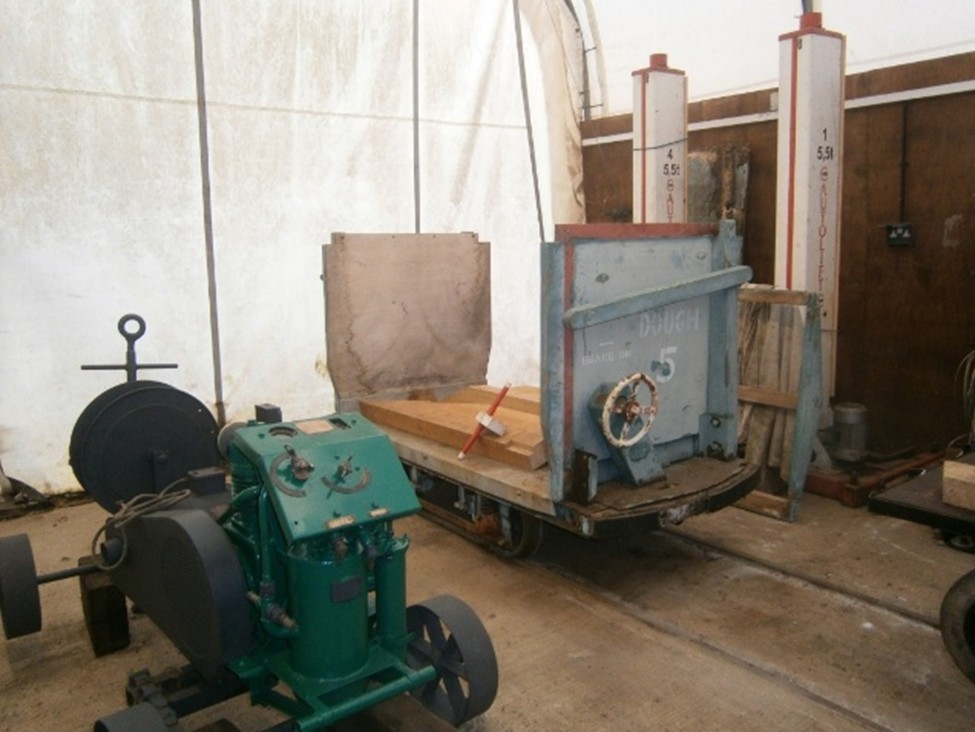 topless dough wagon